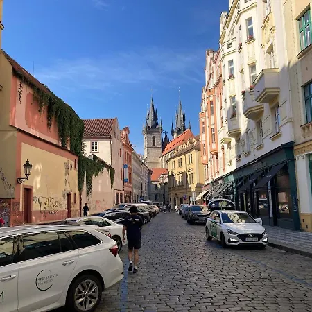 Old Town Magical Comfy 2bdr Historic House Apartment Prague
