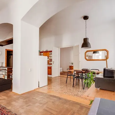 Apartment Old Town Magical Comfy 2bdr Historic House Prague