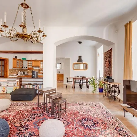 Old Town Magical Comfy 2bdr Historic House Prague