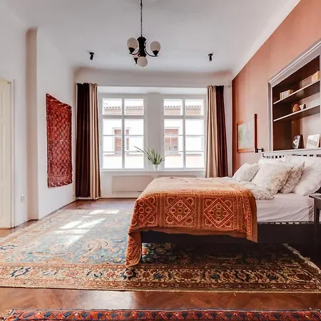 Old Town Magical Comfy 2bdr Historic House *