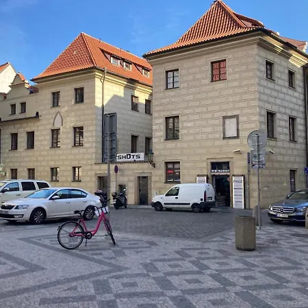 Old Town Magical Comfy 2bdr Historic House Apartment
