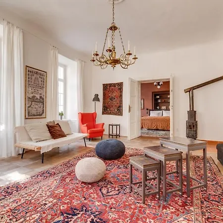Old Town Magical Comfy 2bdr Historic House Apartment Prague