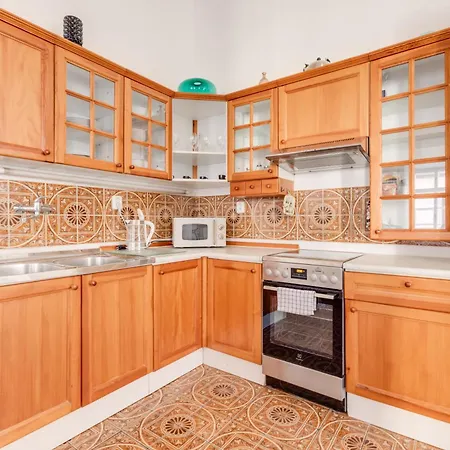 Old Town Magical Comfy 2bdr Historic House