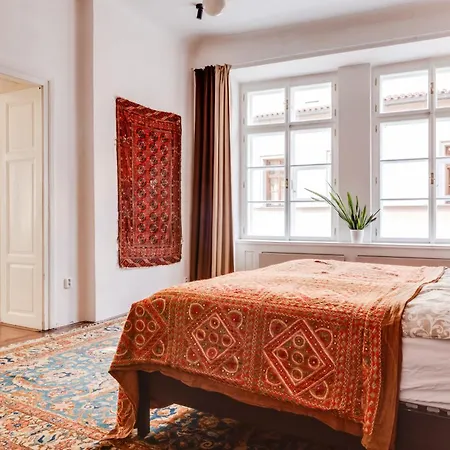 شقة Old Town Magical Comfy 2bdr Historic House براغ