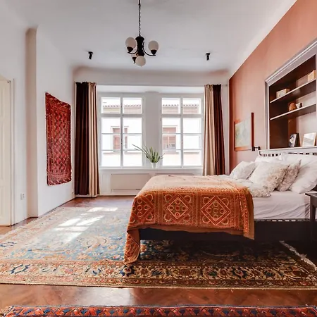 شقة Old Town Magical Comfy 2bdr Historic House