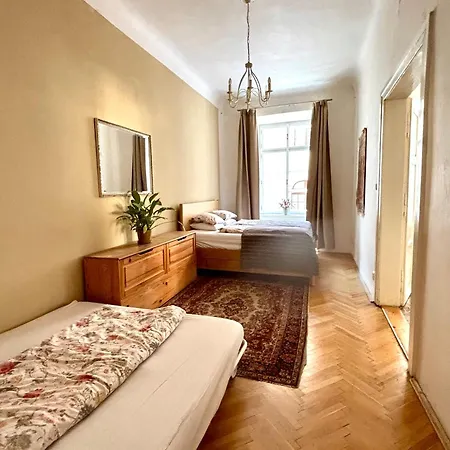 Old Town Magical Comfy 2bdr Historic House *